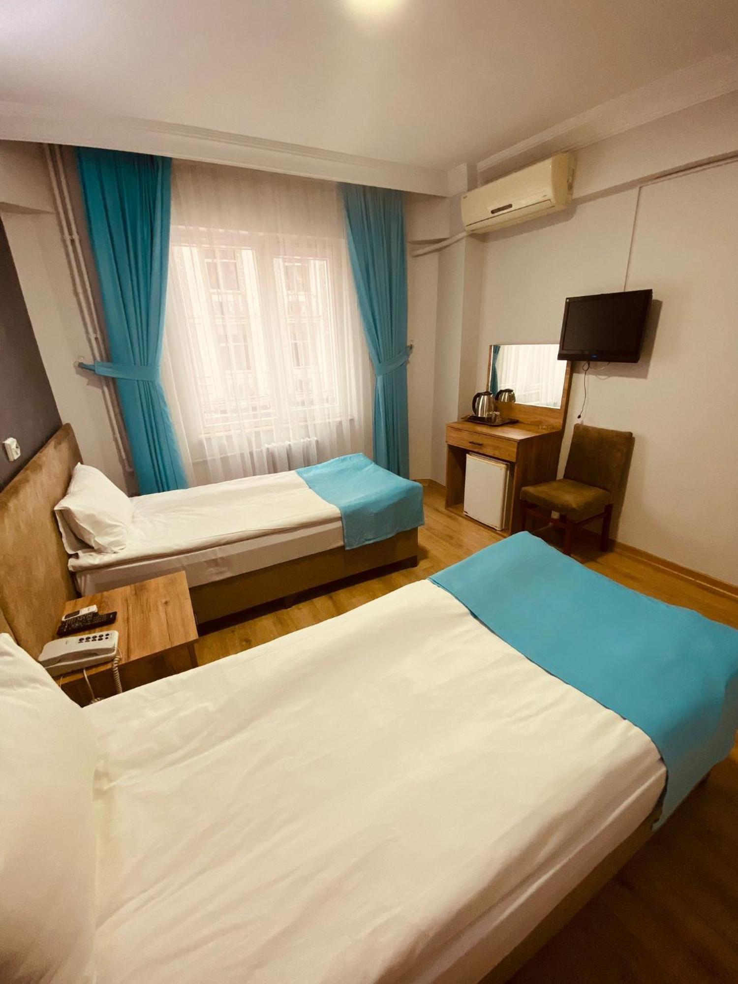 Malkoc Hotel อิสตันบูล ภายนอก รูปภาพ