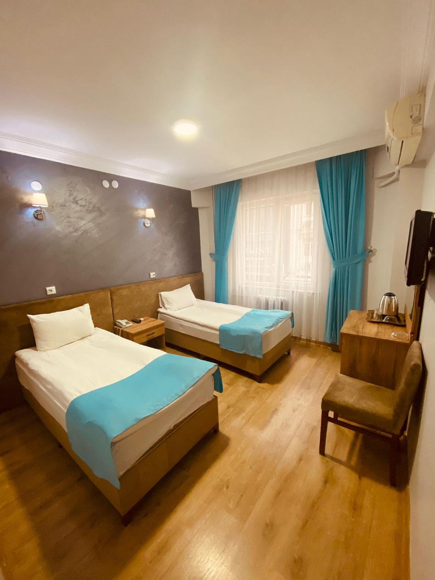 Malkoc Hotel อิสตันบูล ภายนอก รูปภาพ