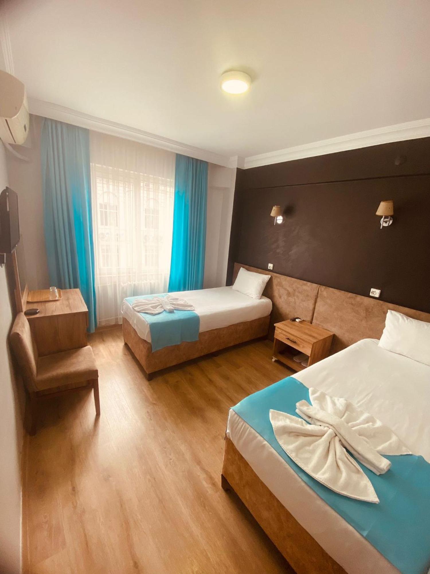 Malkoc Hotel อิสตันบูล ภายนอก รูปภาพ