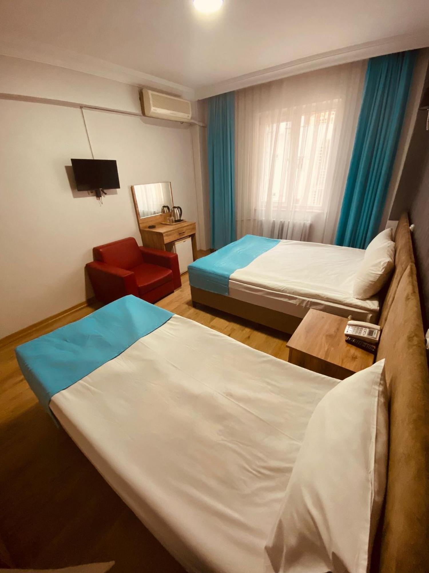 Malkoc Hotel อิสตันบูล ภายนอก รูปภาพ